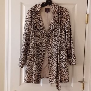 2/20 Forever 21 Animal Print trenchcoat sz. M